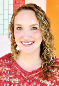 Caitlin S. : Staff